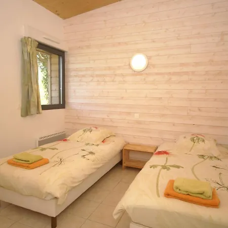 Modern Chalet In With Swimming Pool Σαλέ *