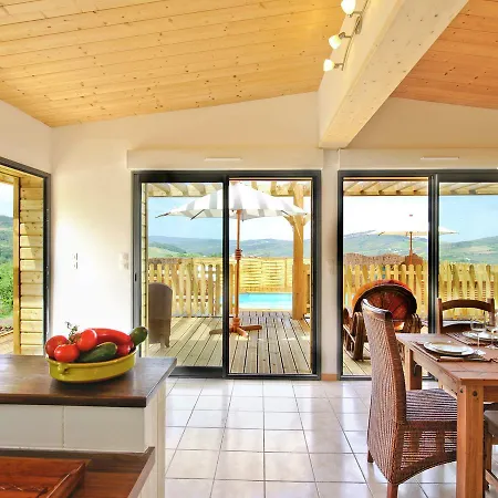 Modern Chalet In With Swimming Pool Σαλέ